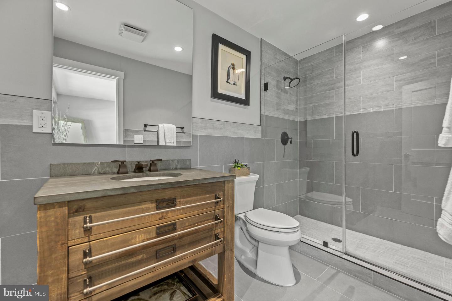 25 Bodine Rd
