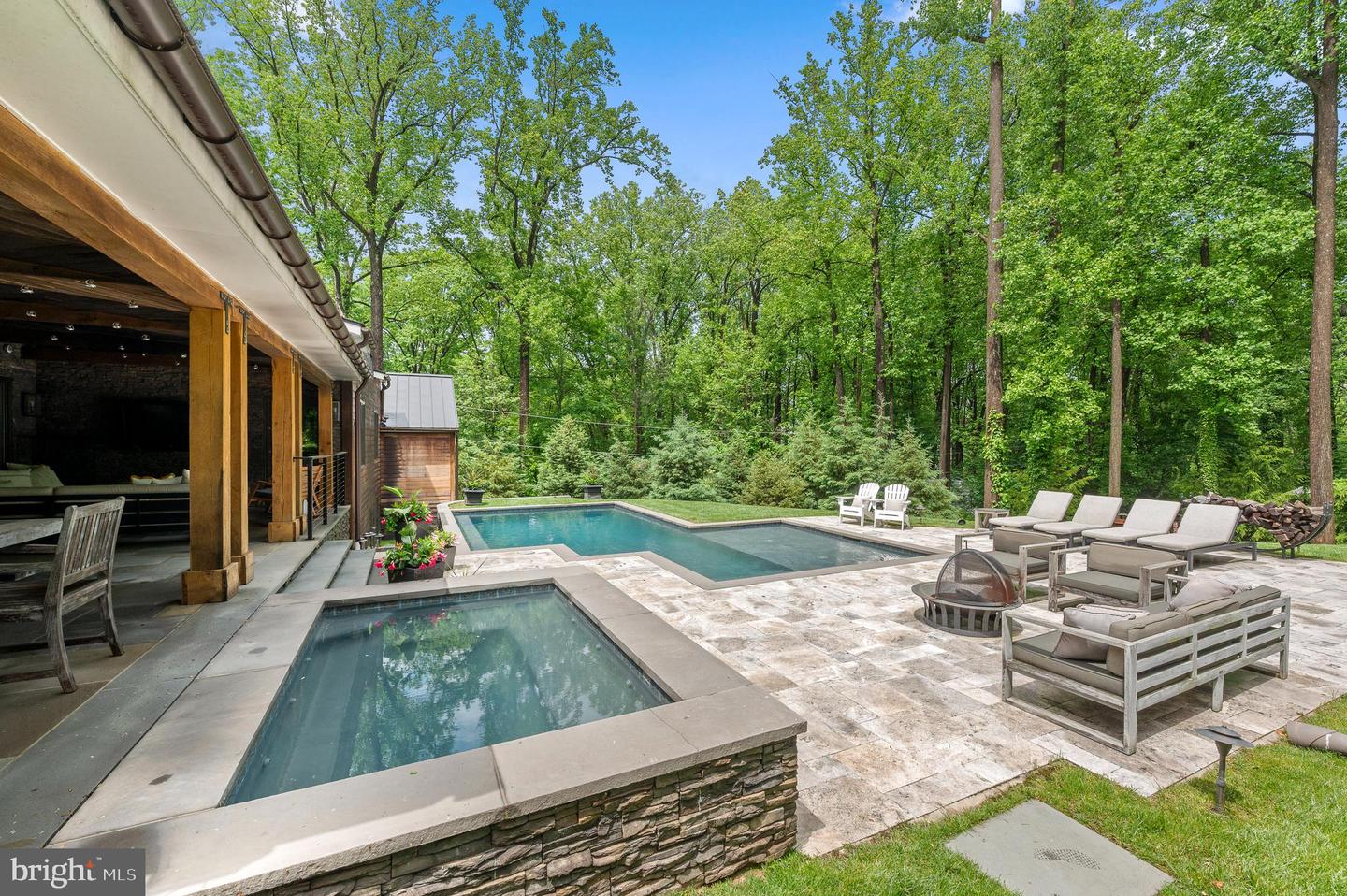 25 Bodine Rd