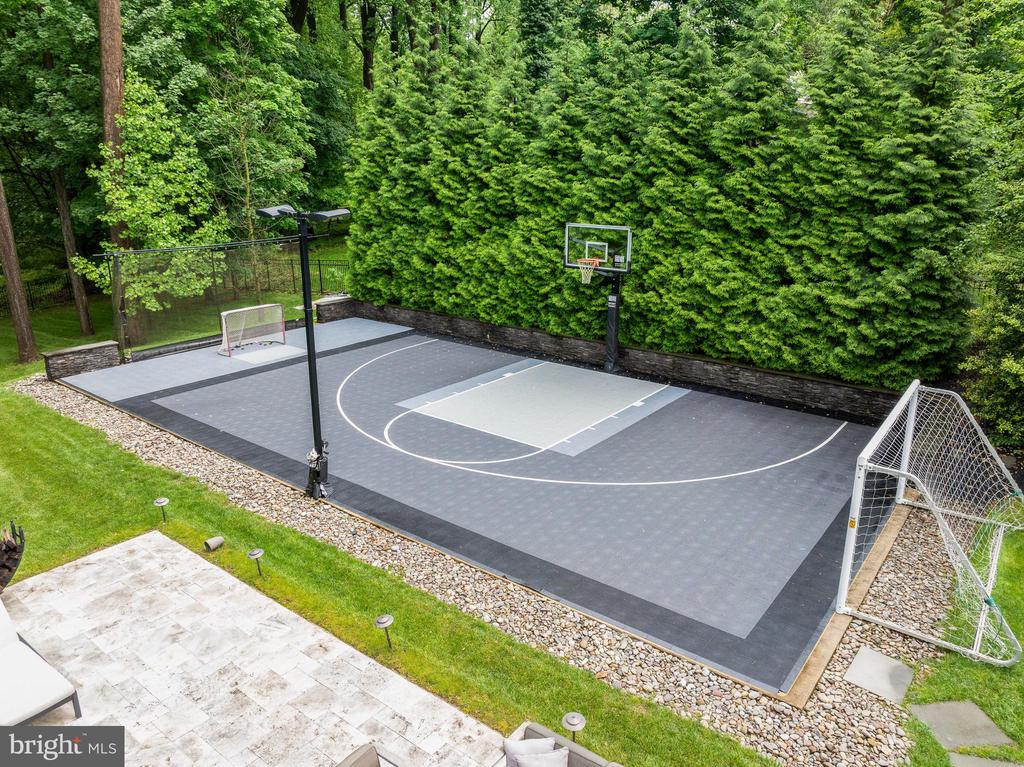 25 Bodine Rd