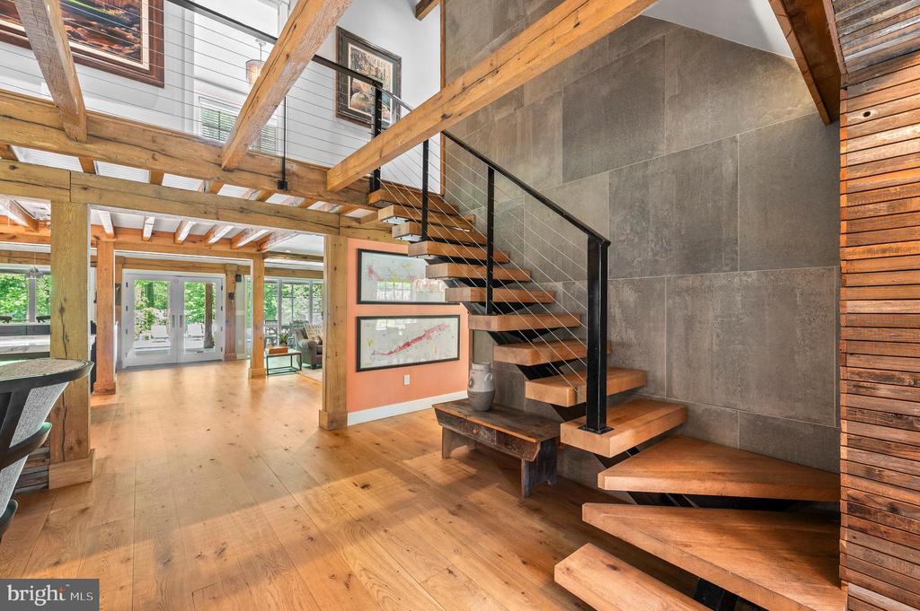 25 Bodine Rd