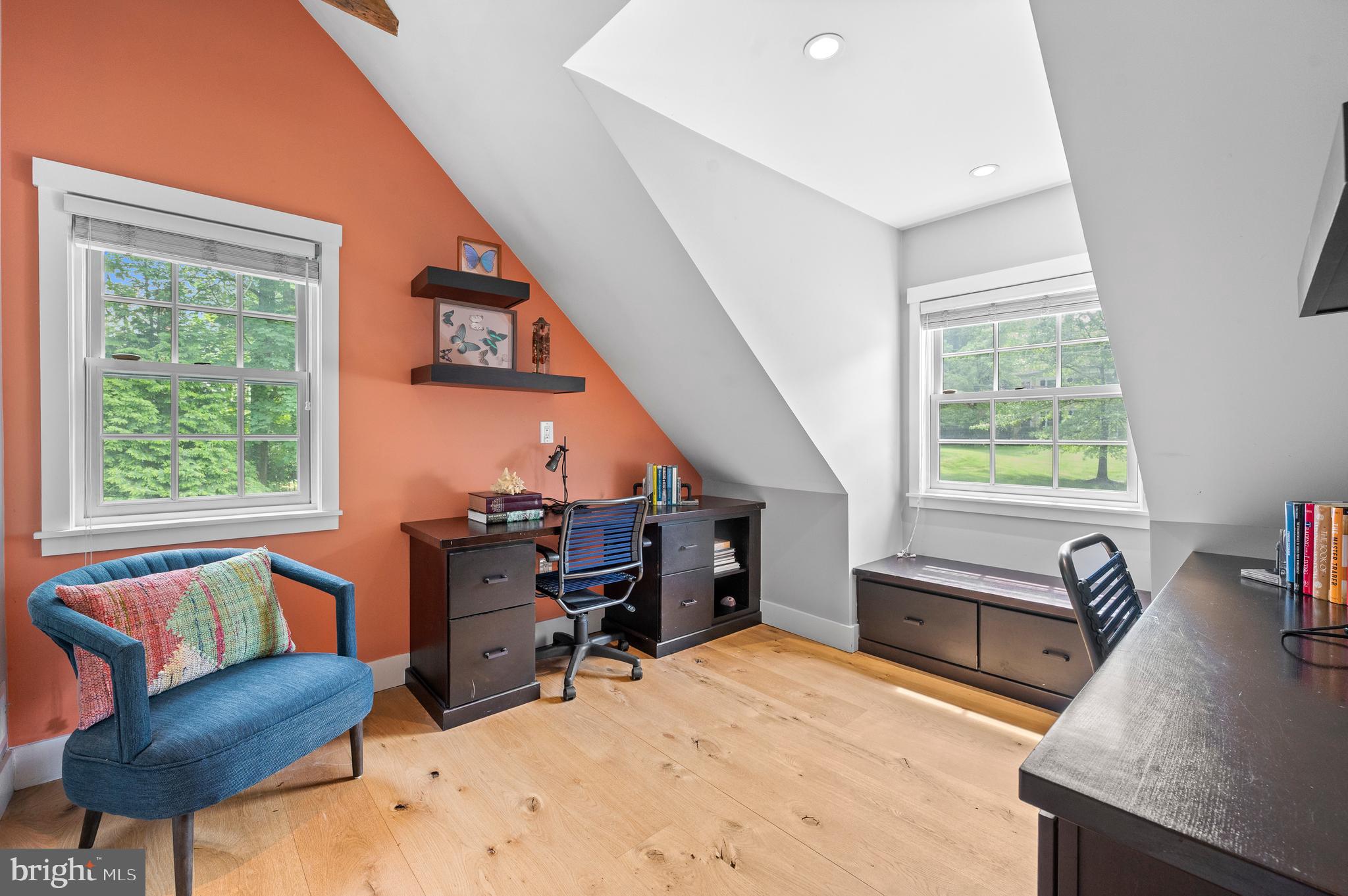 25 Bodine Rd