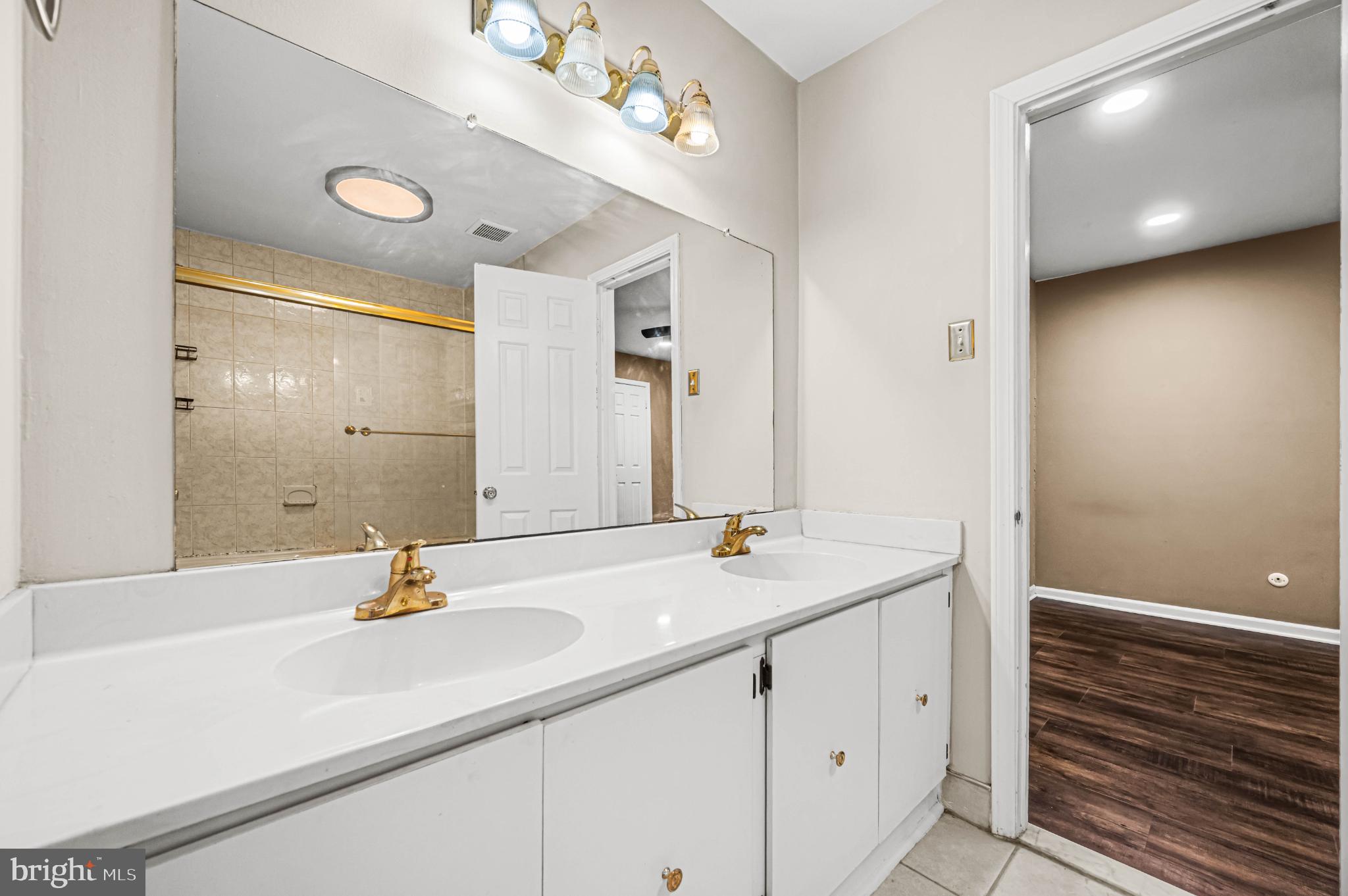 358 NEW MARKET COURT