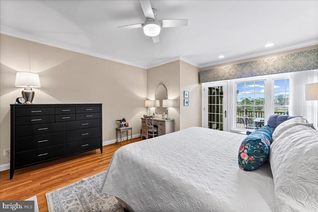 236 GREENBRIAR DRIVE