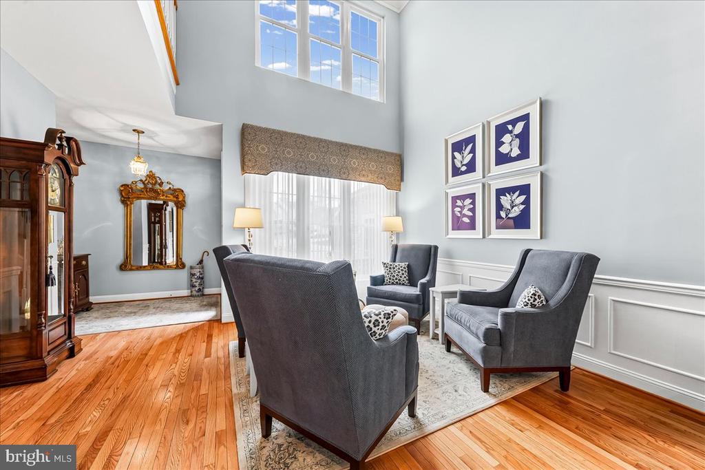 236 GREENBRIAR DRIVE