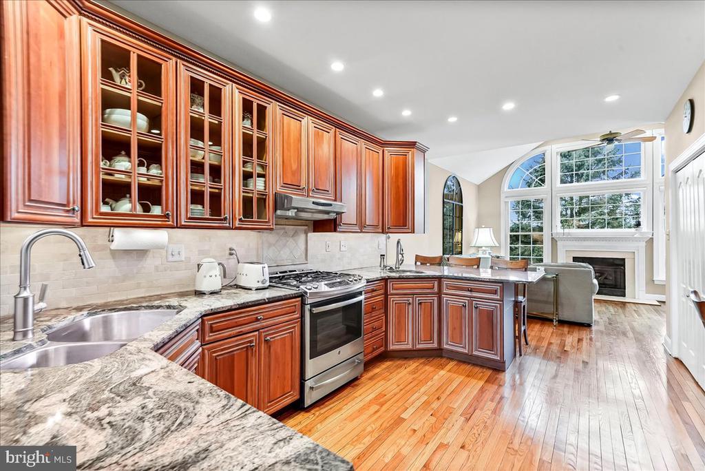 236 GREENBRIAR DRIVE