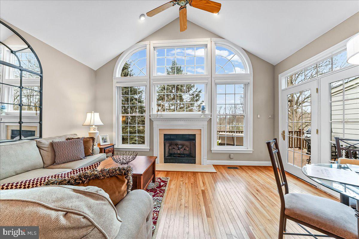 236 GREENBRIAR DRIVE