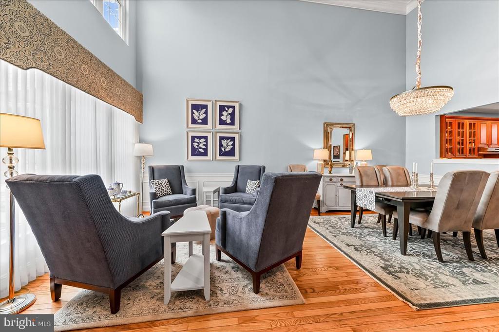 236 GREENBRIAR DRIVE