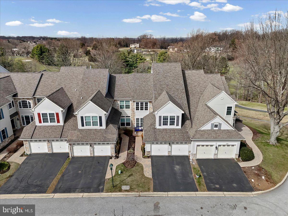 236 GREENBRIAR DRIVE