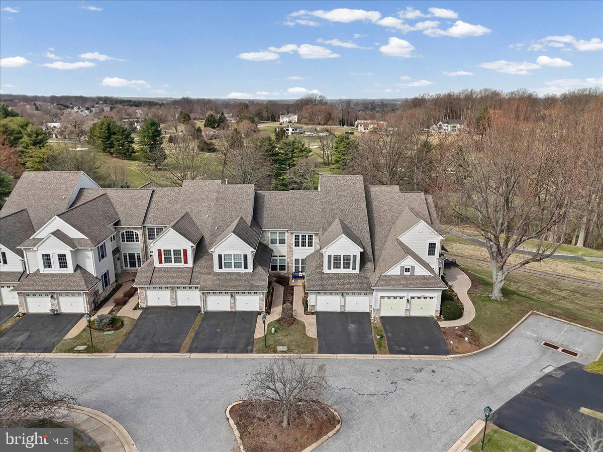 236 GREENBRIAR DRIVE