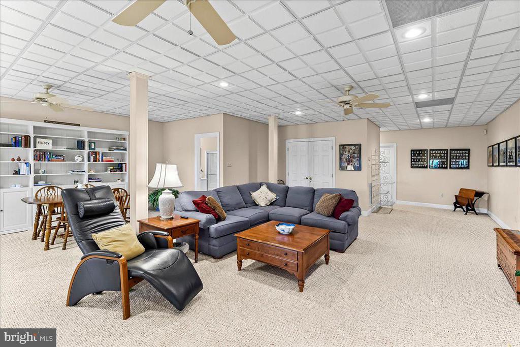 236 GREENBRIAR DRIVE