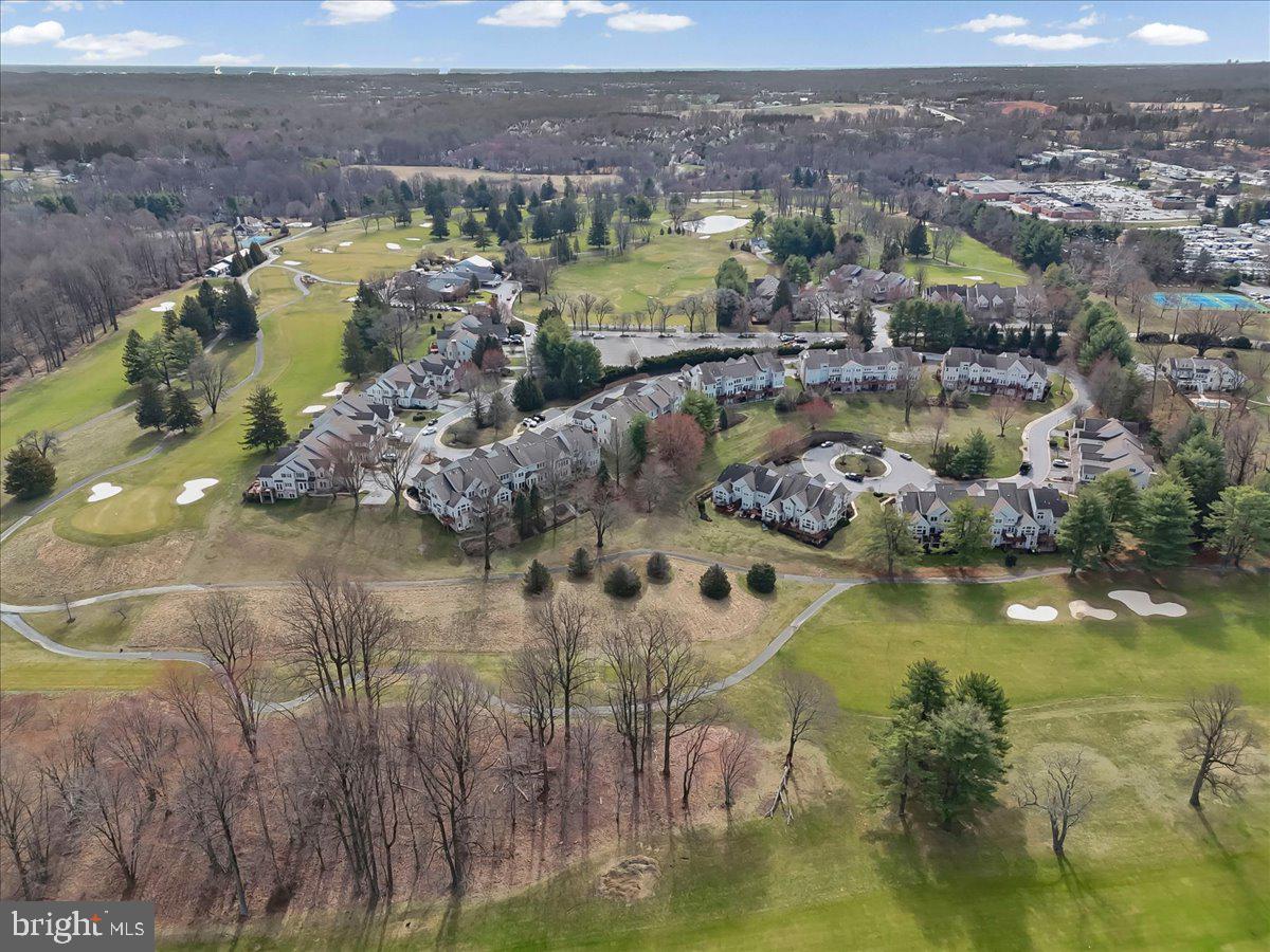 236 GREENBRIAR DRIVE