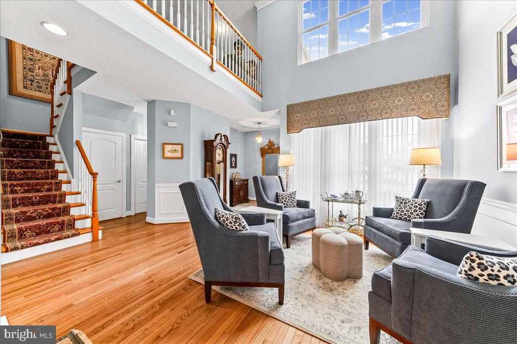 236 GREENBRIAR DRIVE