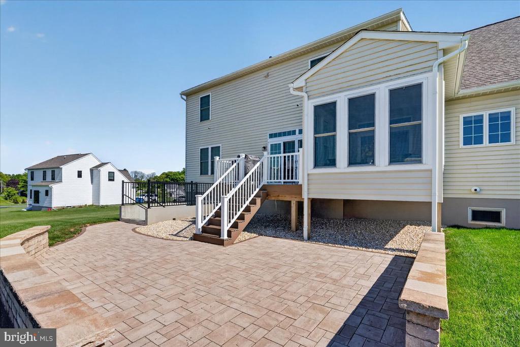 329 CENTURY OAK DRIVE