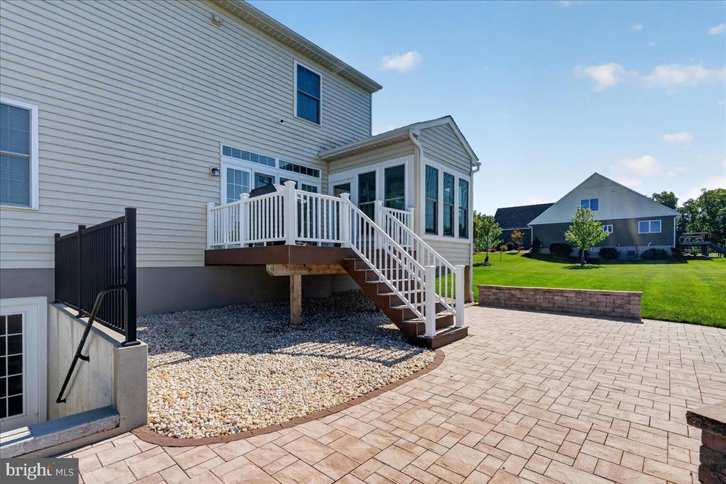 329 CENTURY OAK DRIVE