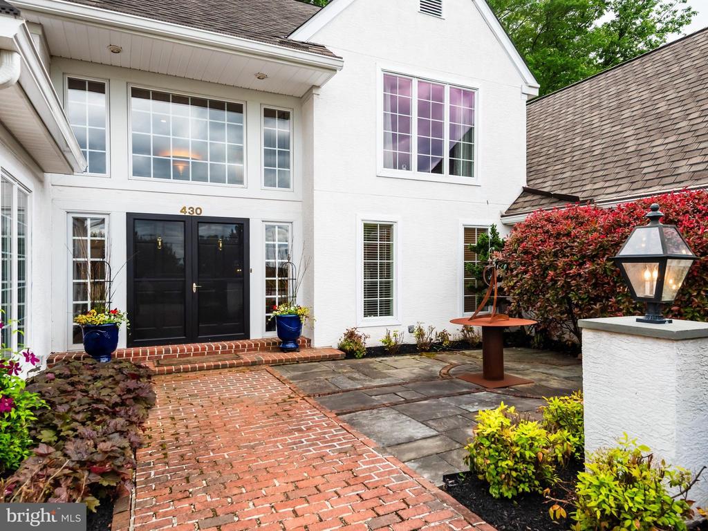 430 FREEDOM VIEW LANE
