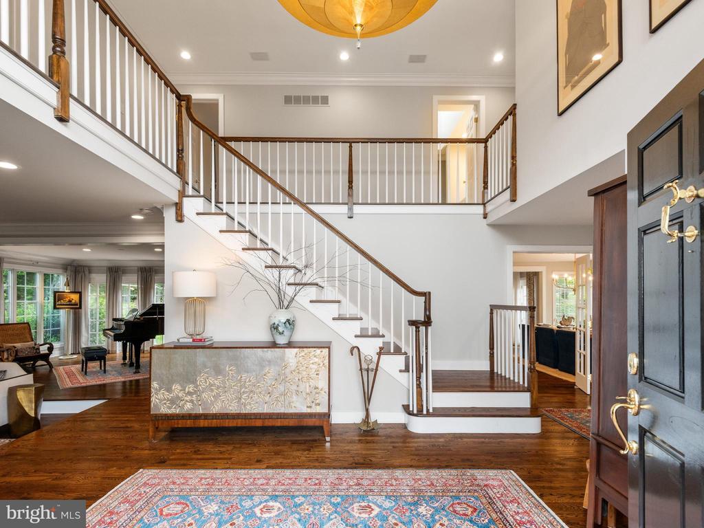 430 FREEDOM VIEW LANE