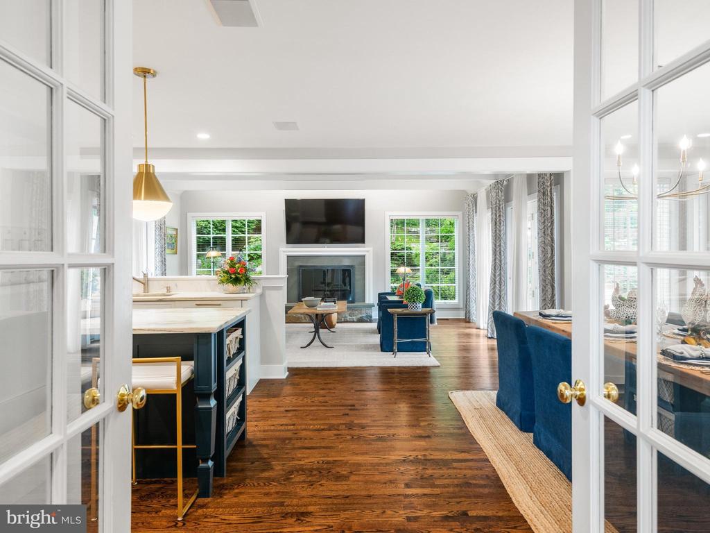 430 FREEDOM VIEW LANE