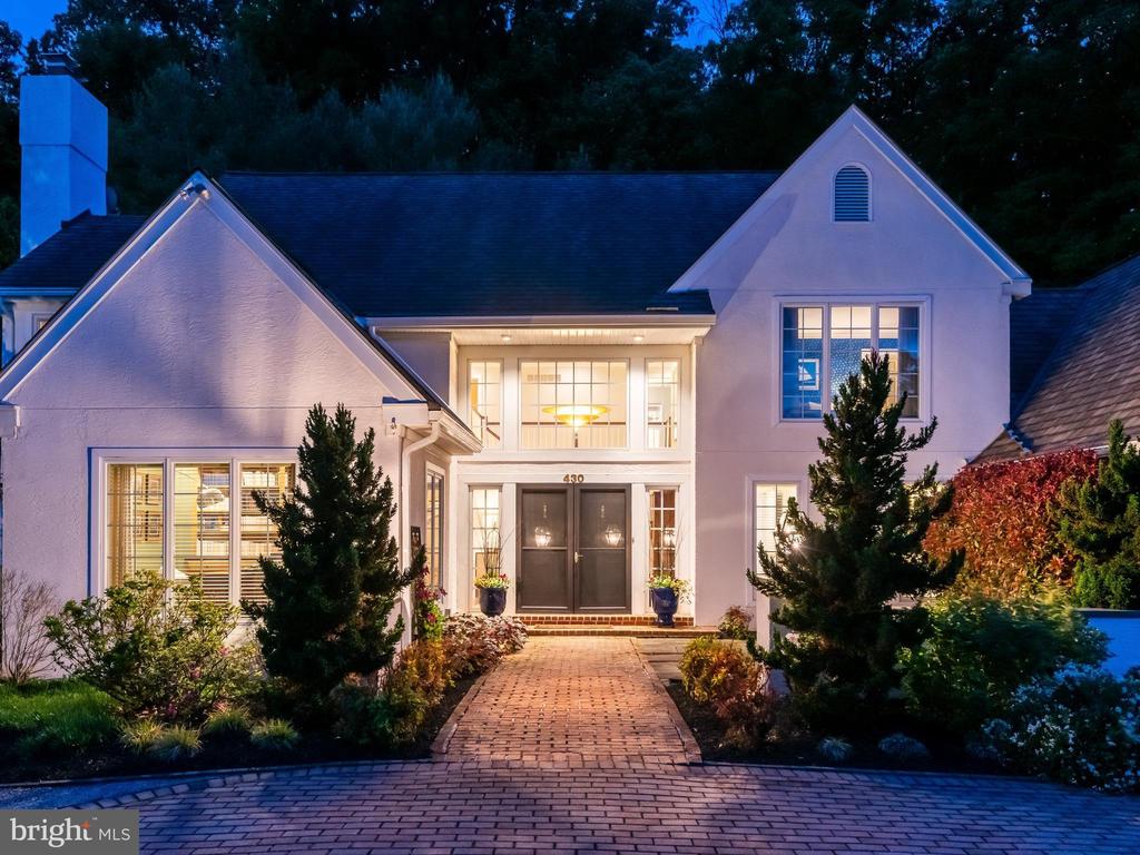 430 FREEDOM VIEW LANE