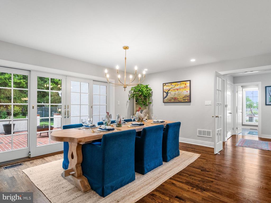 430 FREEDOM VIEW LANE