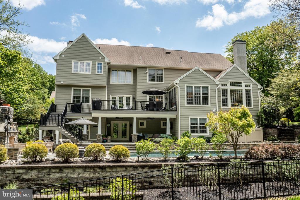 923 SHENANDOAH LANE