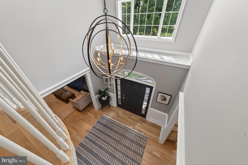 923 SHENANDOAH LANE