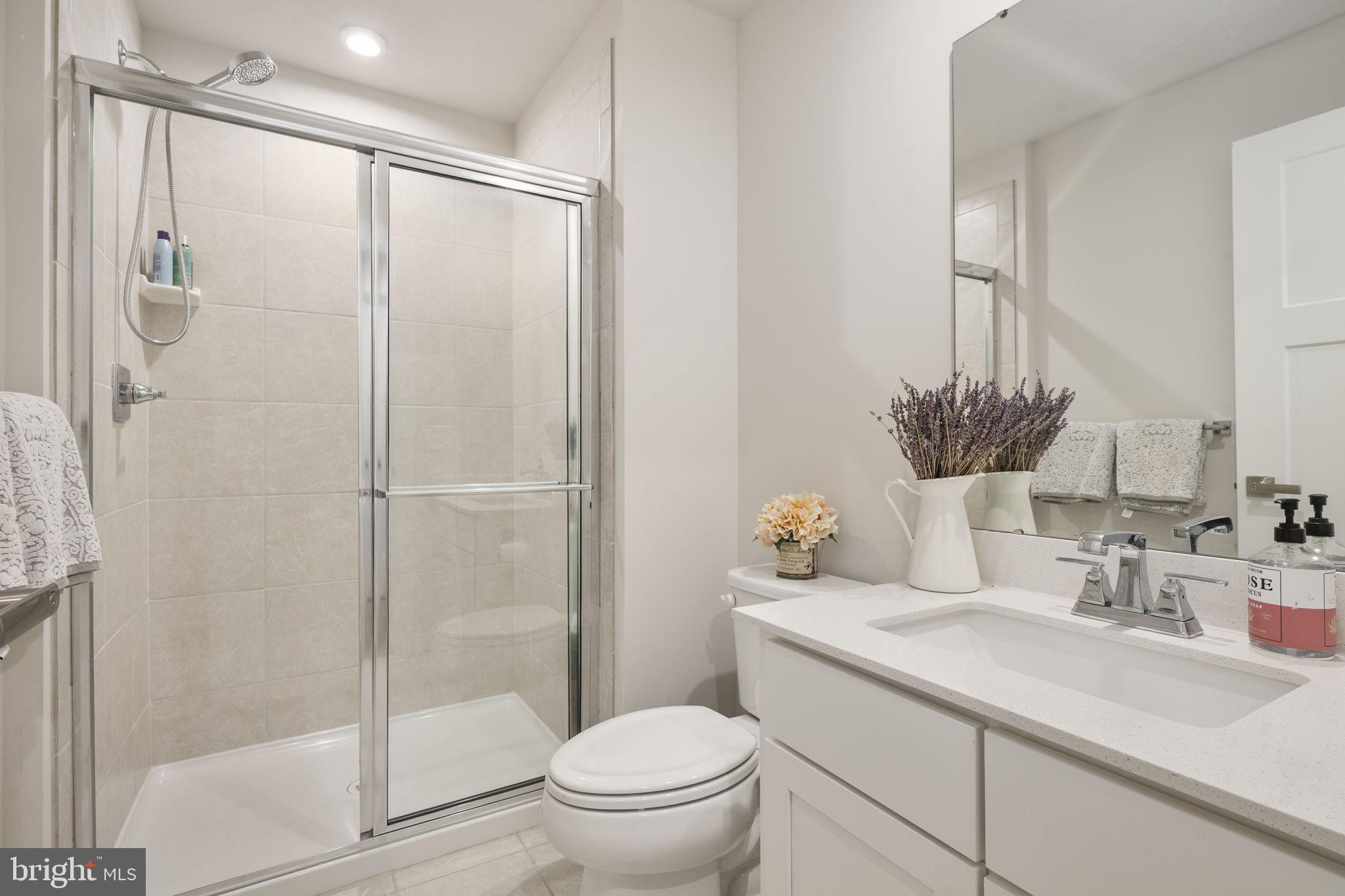 1121 ISABELLA COURT