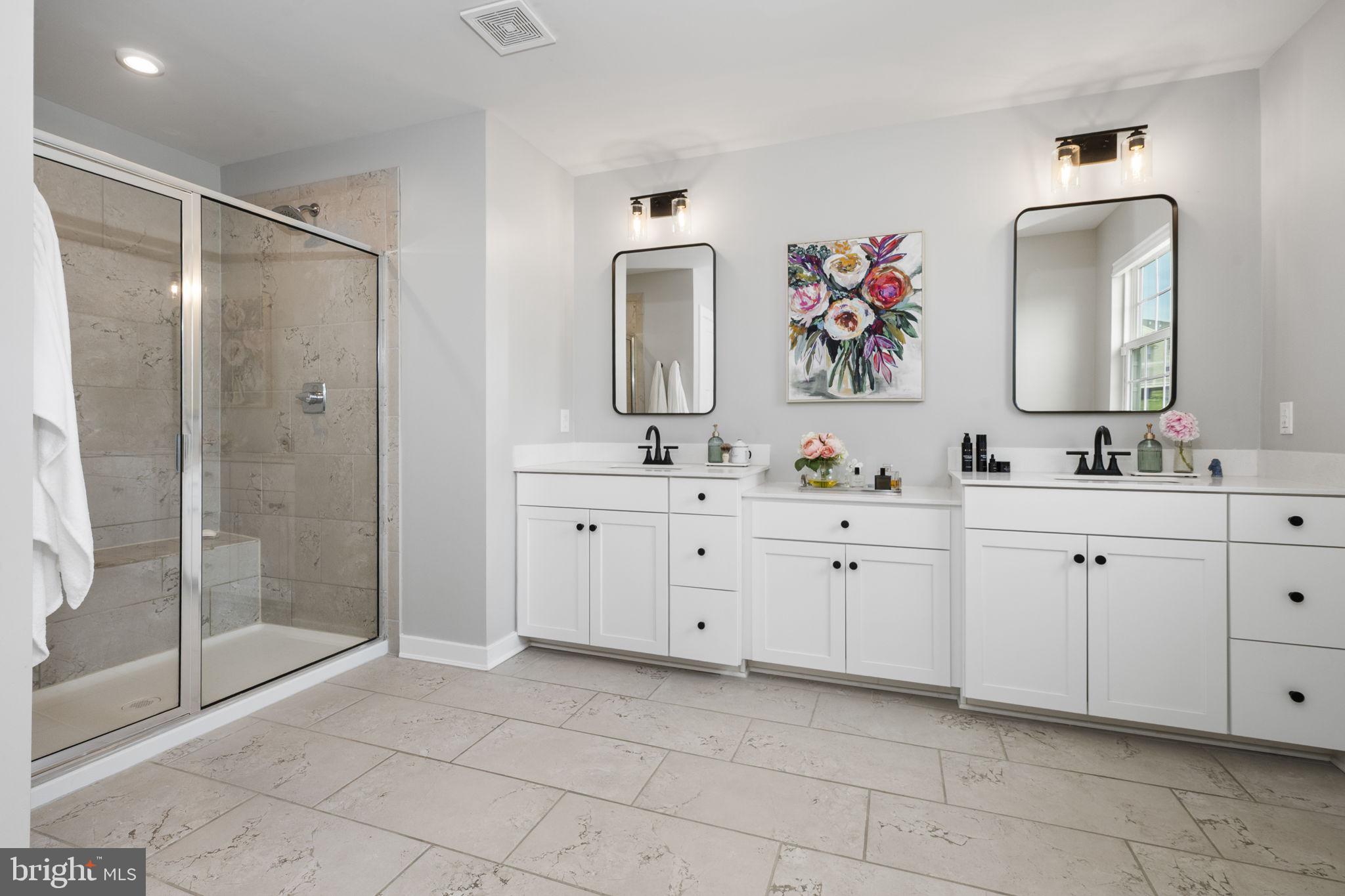1121 ISABELLA COURT