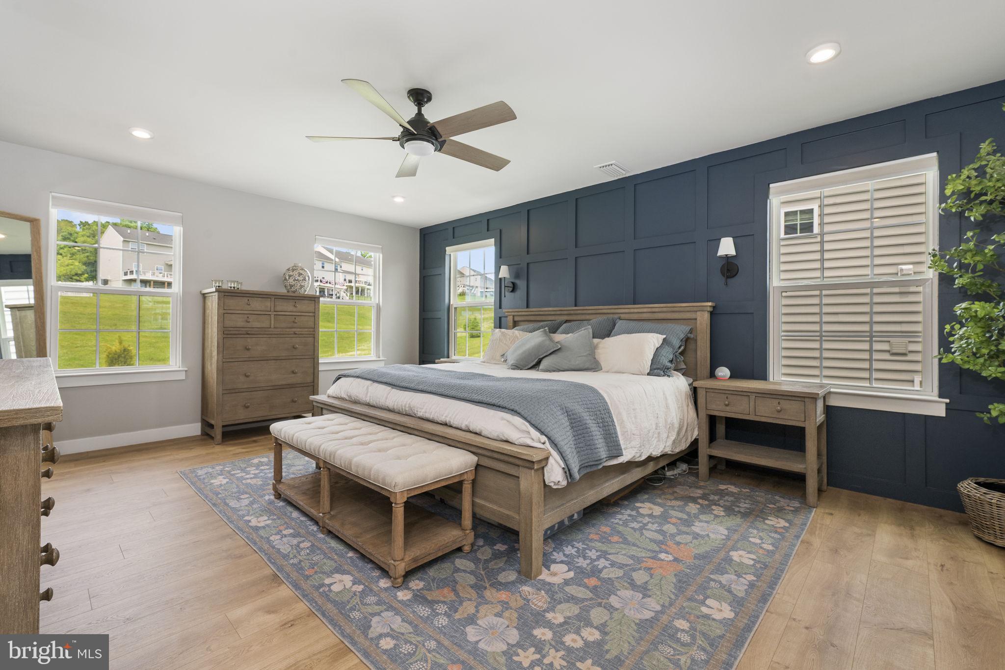 1121 ISABELLA COURT