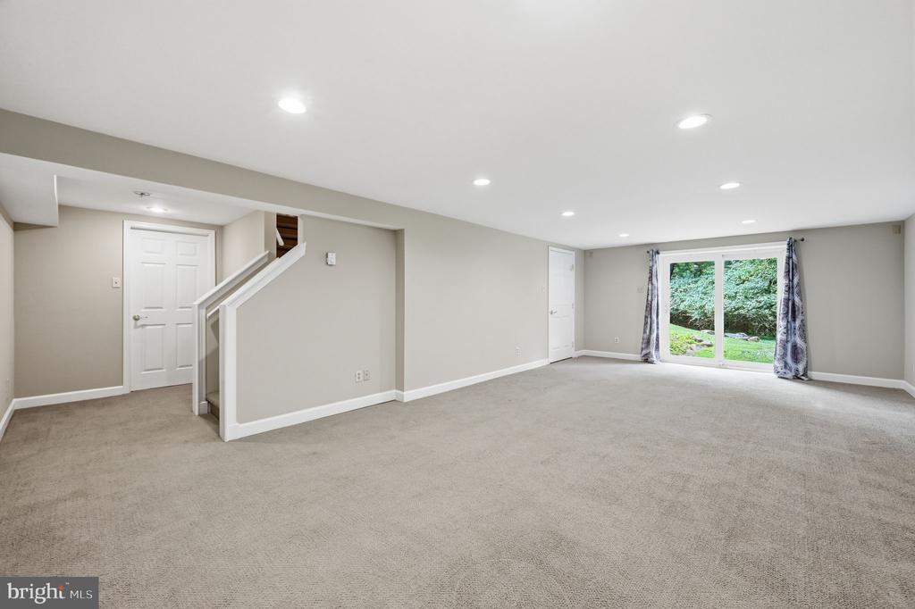 28 WATERVIEW ROAD