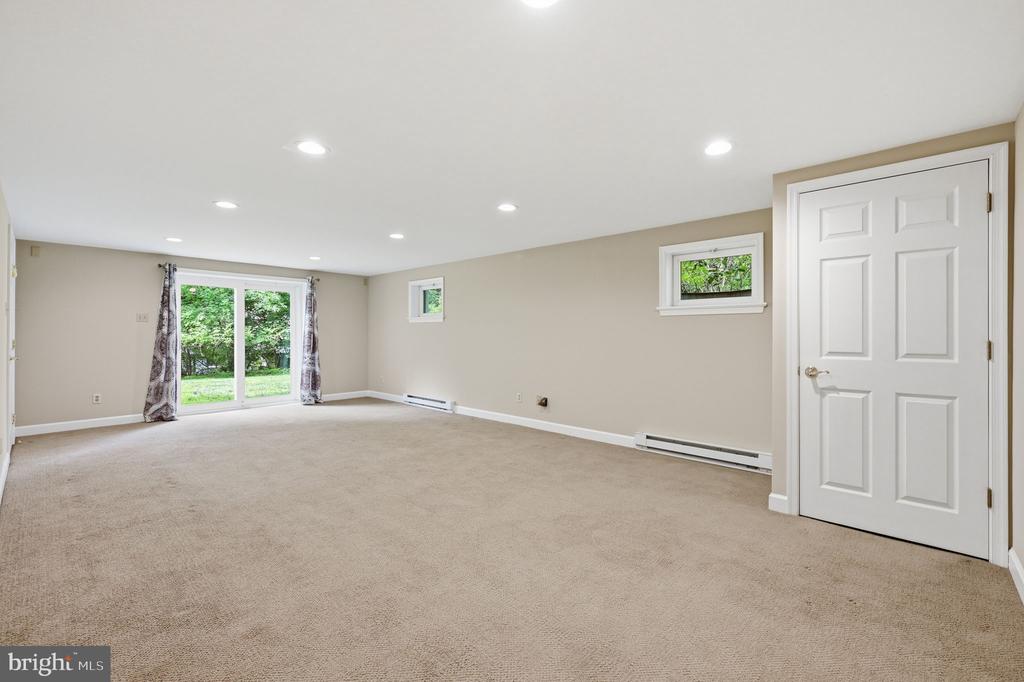 28 WATERVIEW ROAD