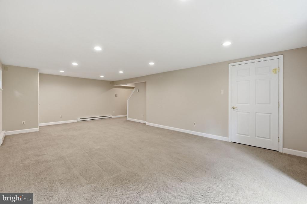 28 WATERVIEW ROAD