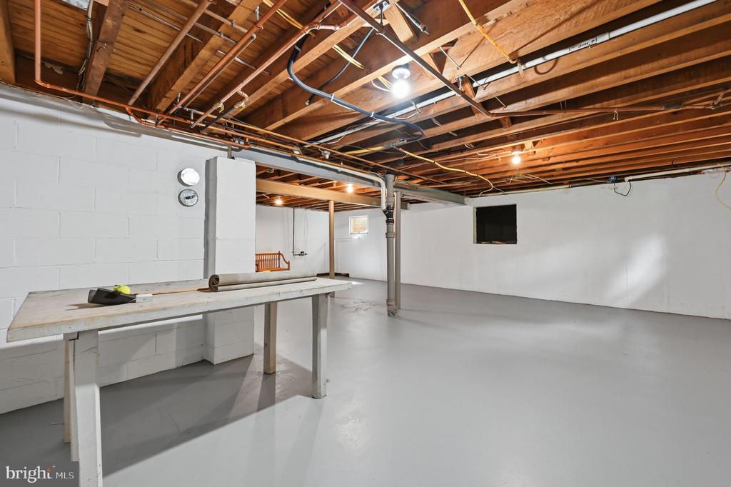 28 WATERVIEW ROAD