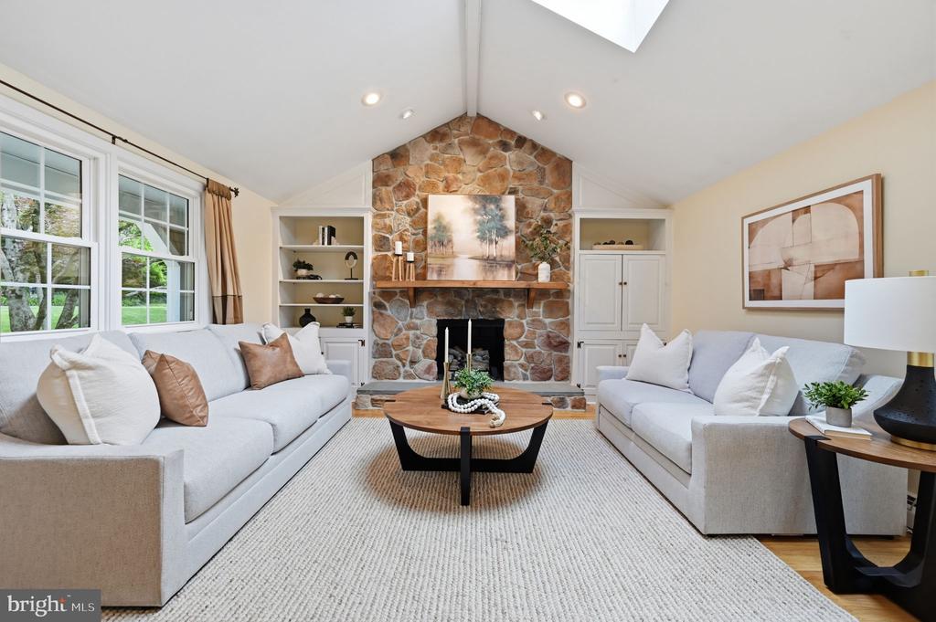 28 WATERVIEW ROAD