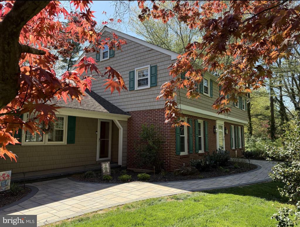 28 WATERVIEW ROAD