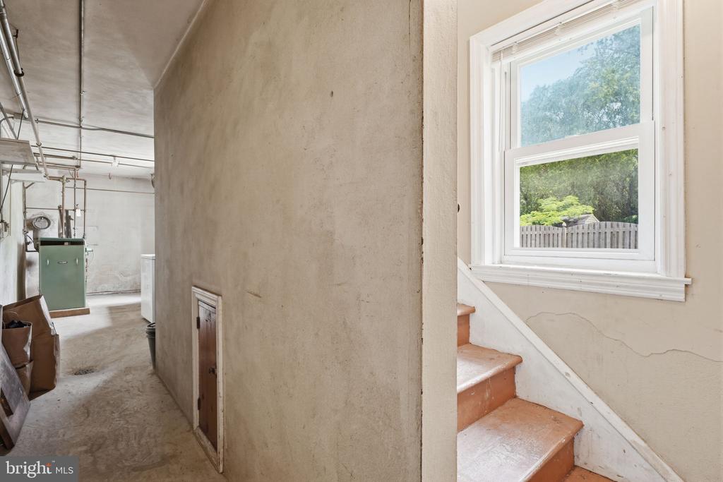 107 E MAIN STREET