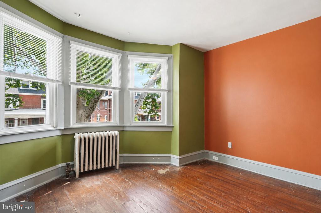 107 E MAIN STREET