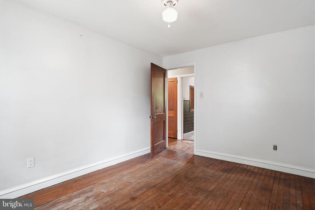 107 E MAIN STREET