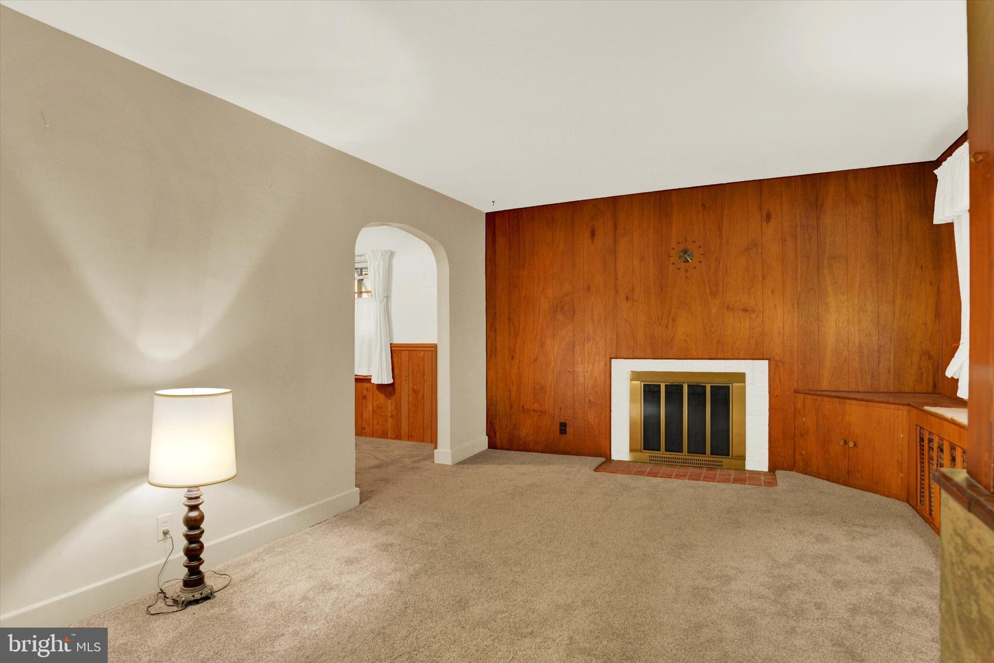 3520 SCHOOLHOUSE LANE