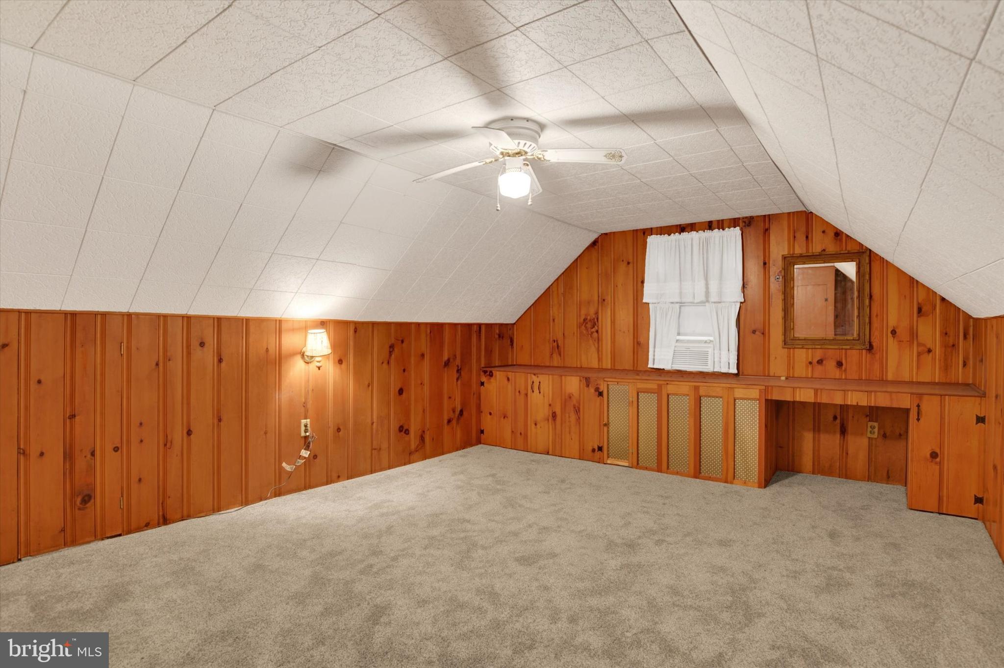 3520 SCHOOLHOUSE LANE