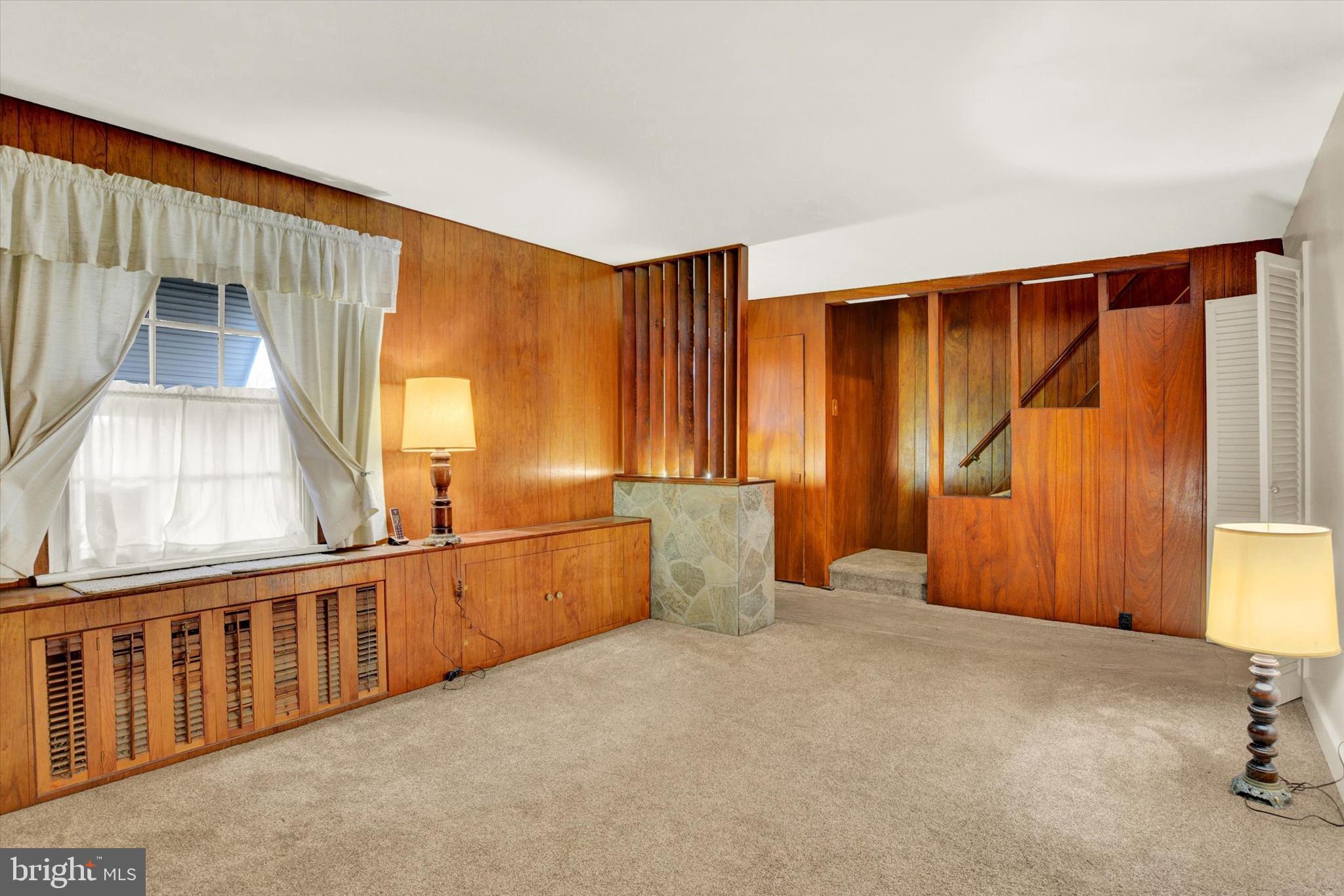 3520 SCHOOLHOUSE LANE