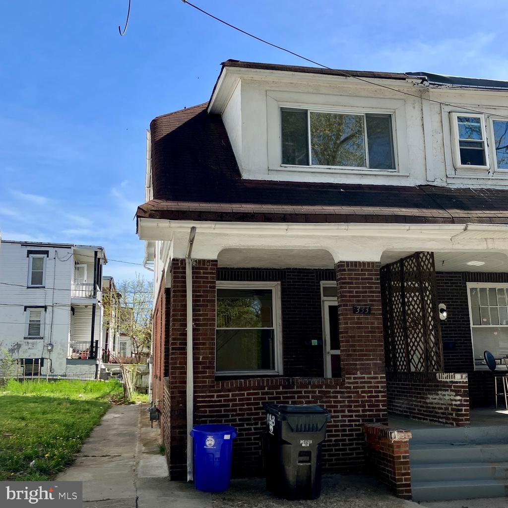 333 EMERALD STREET