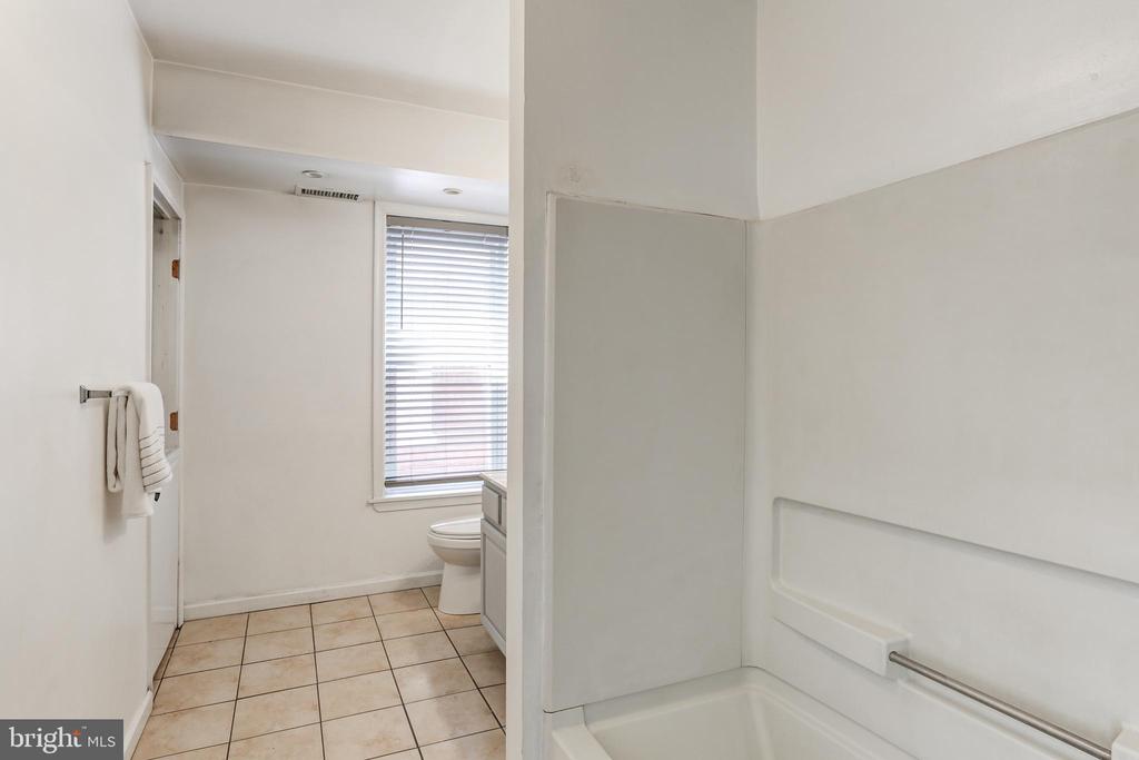 2231 PENN STREET