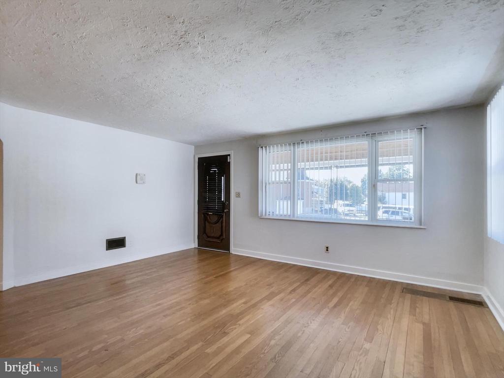 1 N 46TH STREET