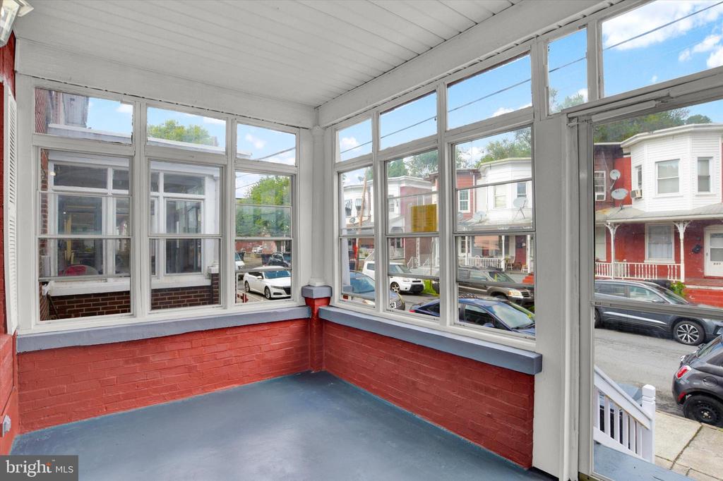 540 S 15TH STREET