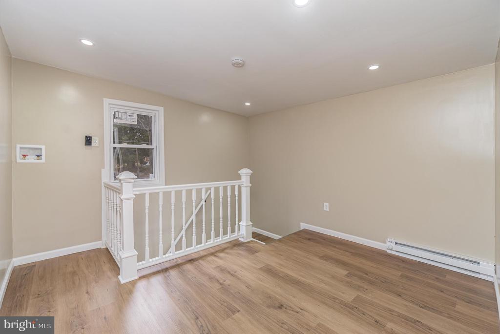 750 S 6TH STREET