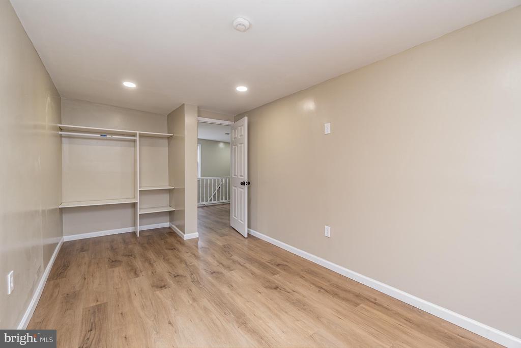750 S 6TH STREET