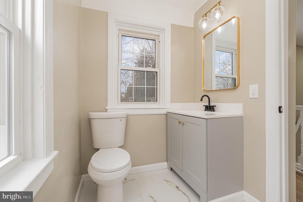 750 S 6TH STREET