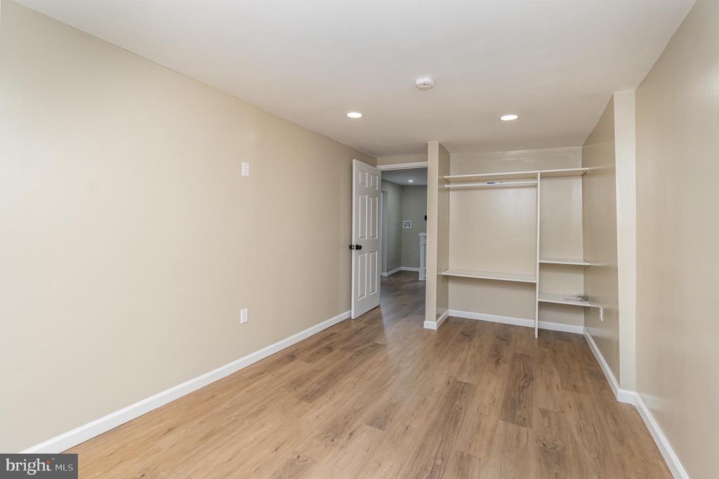 750 S 6TH STREET