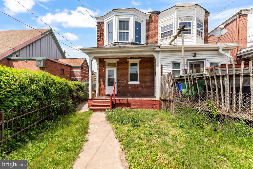 1423 WALNUT STREET