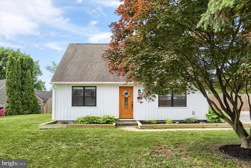 6107 Nassau Rd